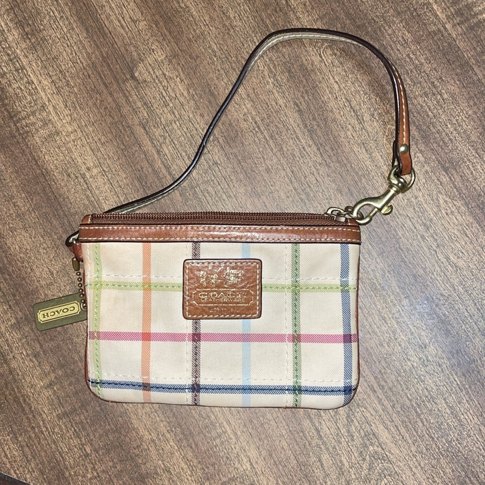 Coach Plain Multicolor Wristlet One Size Tan Brown Casual Going Out